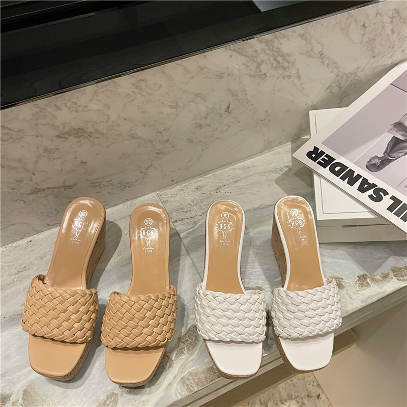 2025 Summer New Woven One-Band Square Toe Wood Grain Thick Sole Wedge Slippers 9cm