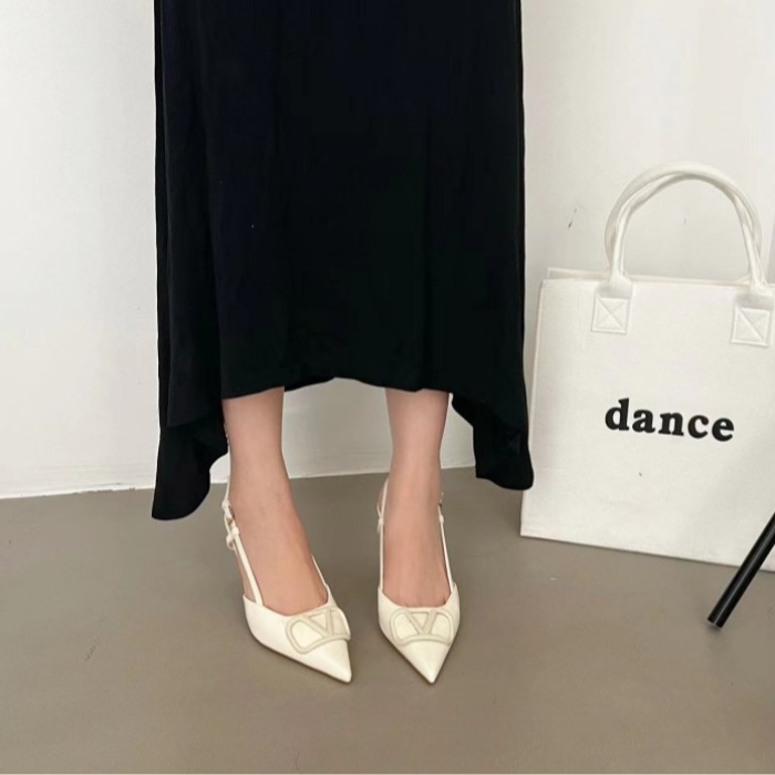 2026-new-summer-elegant-high-heel-shoes-french-thin-heel-pointed-toe-one-strap-beautiful-open-toe-sandals-nude-color-womens-shoes_2 2026 New Summer Elegant High Heel Shoes French Thin Heel Pointed Toe One-Strap Beautiful Open Toe Sandals Nude Color Women's Shoes