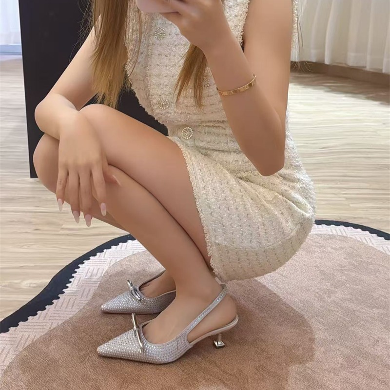 french-kitten-heel-black-high-heel-design-sense-niche-temperament-goddess-color-block-ankle-strap-sandals-women_2 French Kitten Heel Black High Heel Design Sense Niche Temperament Goddess Color Block Ankle Strap Sandals Women