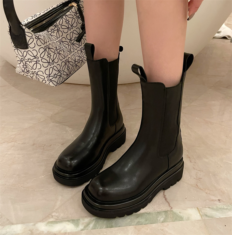 genuine-leather-martin-boots-women-round-toe-mid-calf-chelsea-boots-thick-sole-elastic-short-boots_2 Genuine Leather Martin Boots Women Round Toe Mid Calf Chelsea Boots Thick Sole Elastic Short Boots