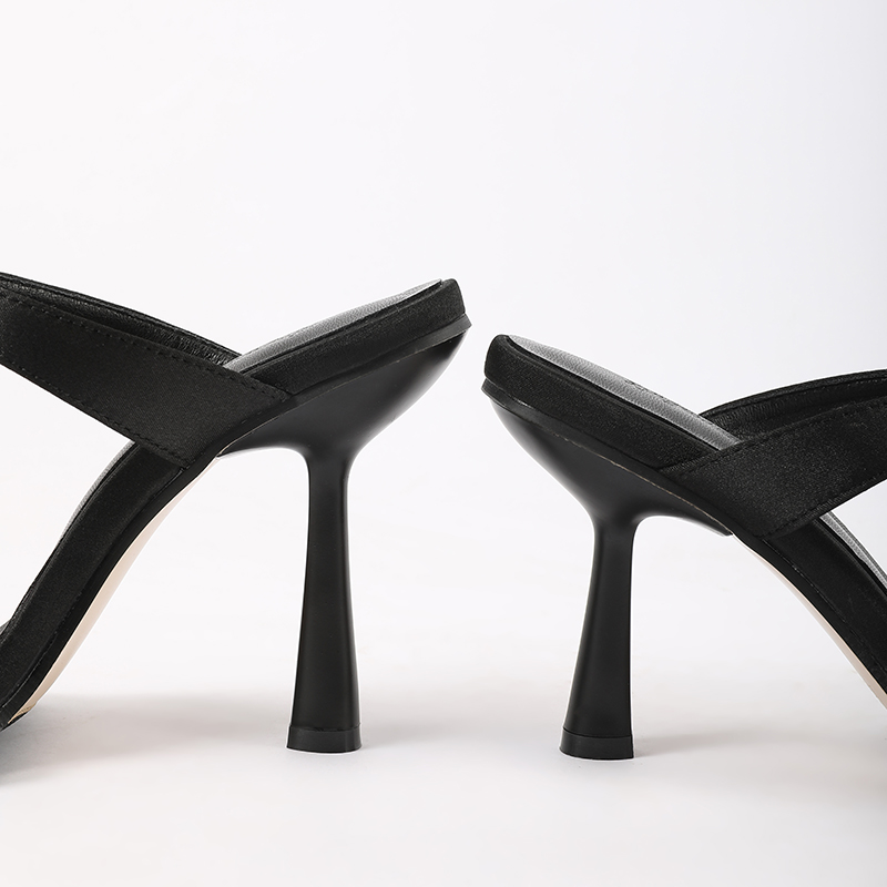 stunning-niche-black-high-heel-sandals-with-one-strap-design_3 Stunning! Niche Black High Heel Sandals with One-Strap Design
